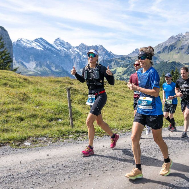 Top motivieret Läufer unterwegs richtung Ziel.