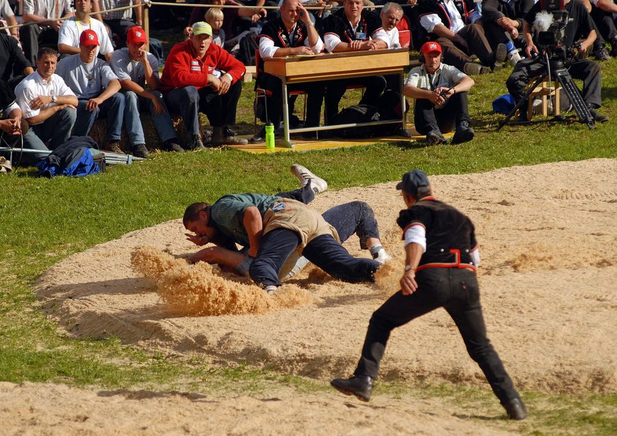 Unspunnen Schwinget am Unspunnenfest in Interlaken