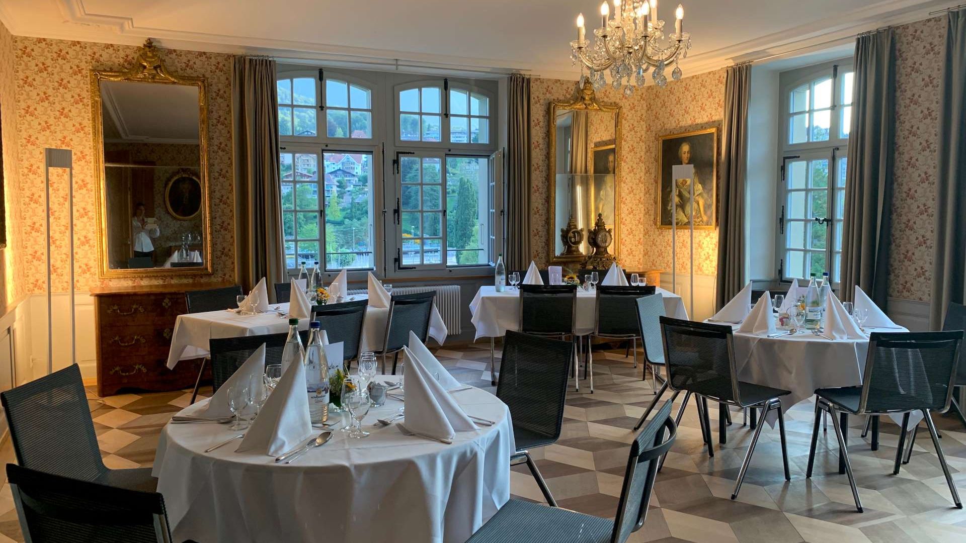 Bankett im Gartensaal des Schloss Spiez