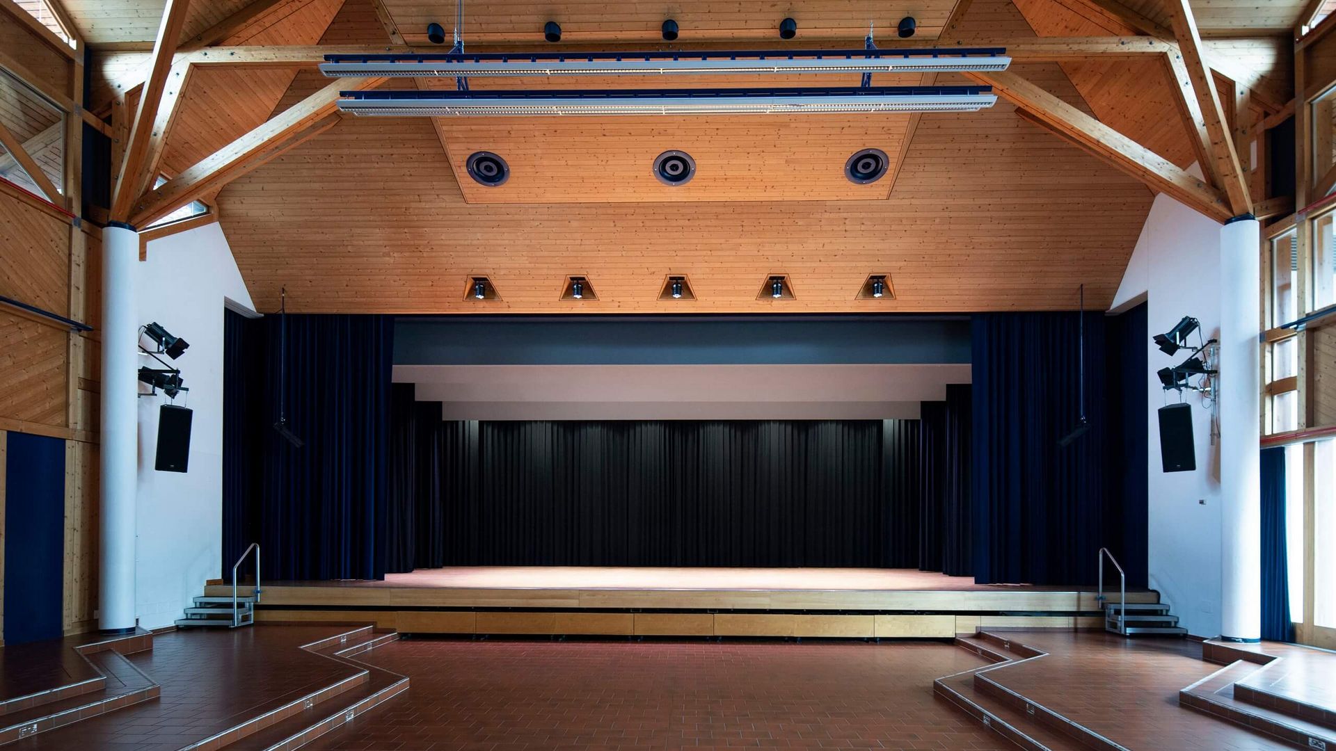 Lötschbergsaal im Gemeindezentrum Lötschberg Spiez